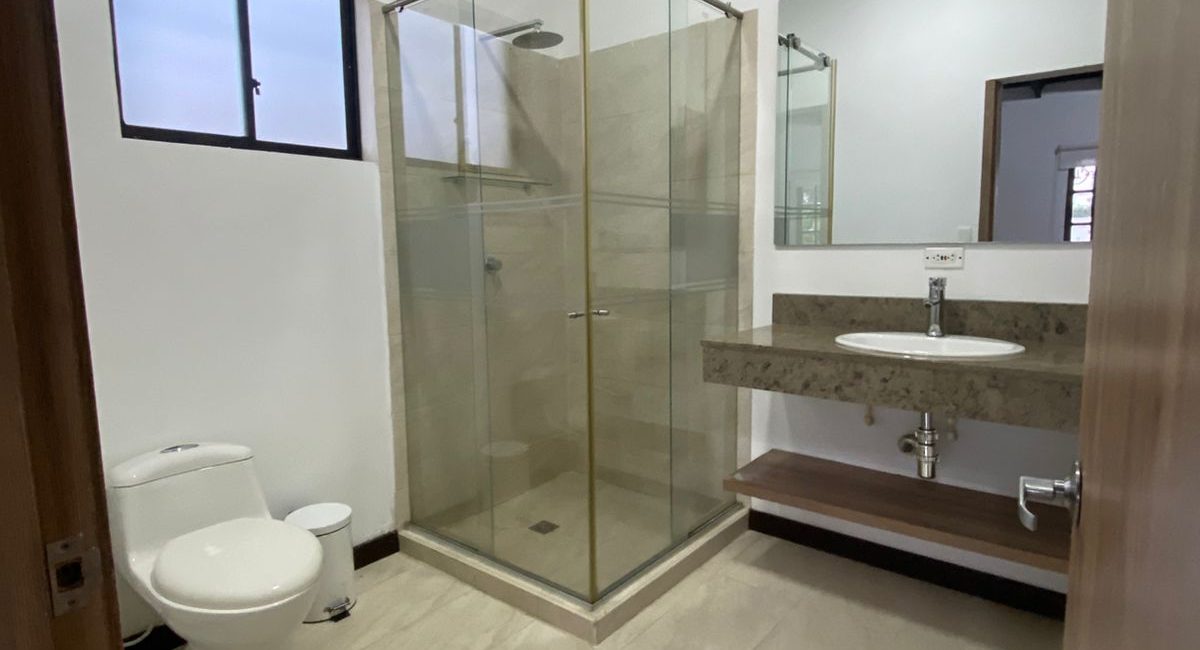 WhatsApp Image 2025-06-06 at 1.53.03 PM (2)